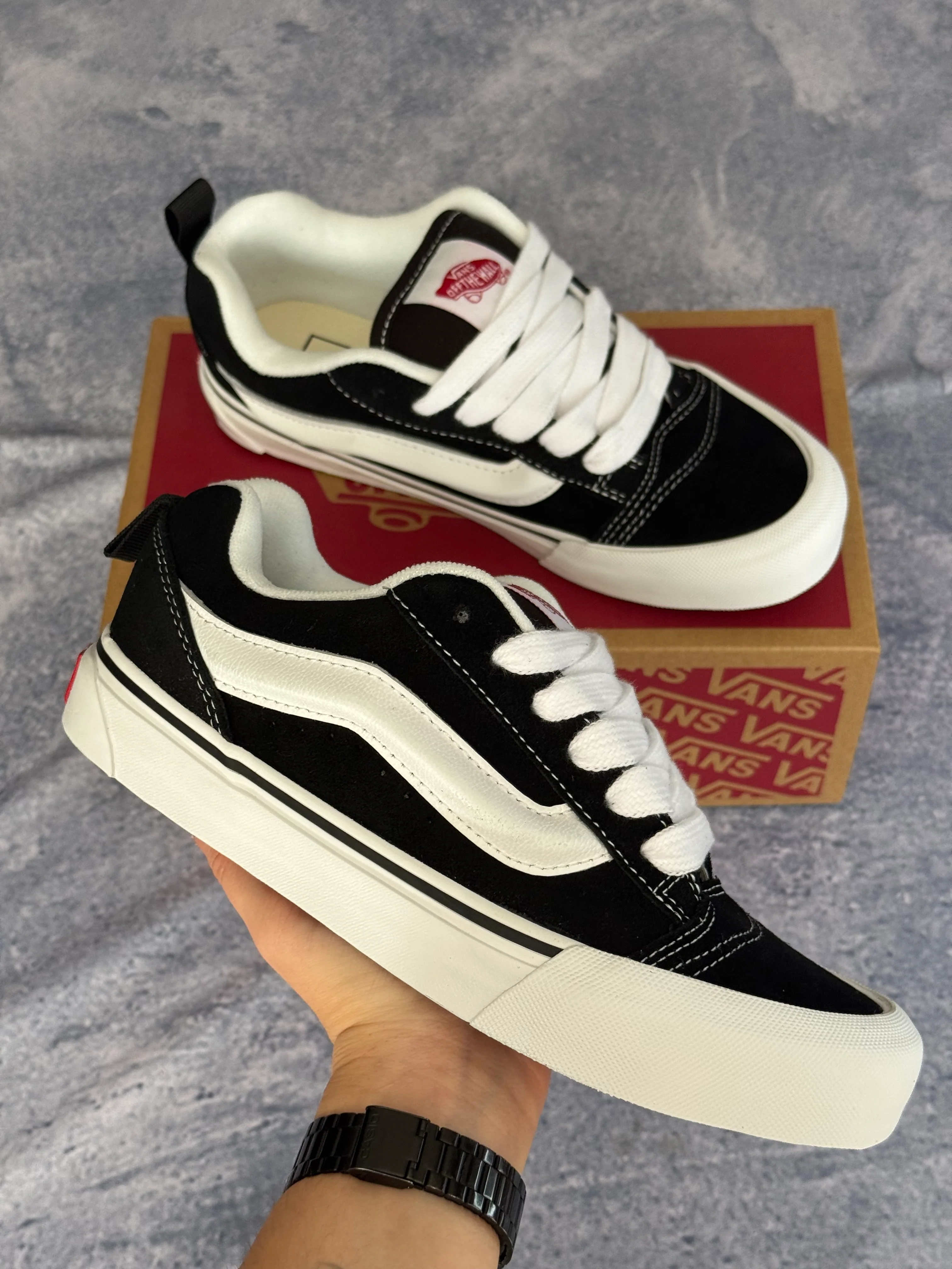 Vans Knu Skool