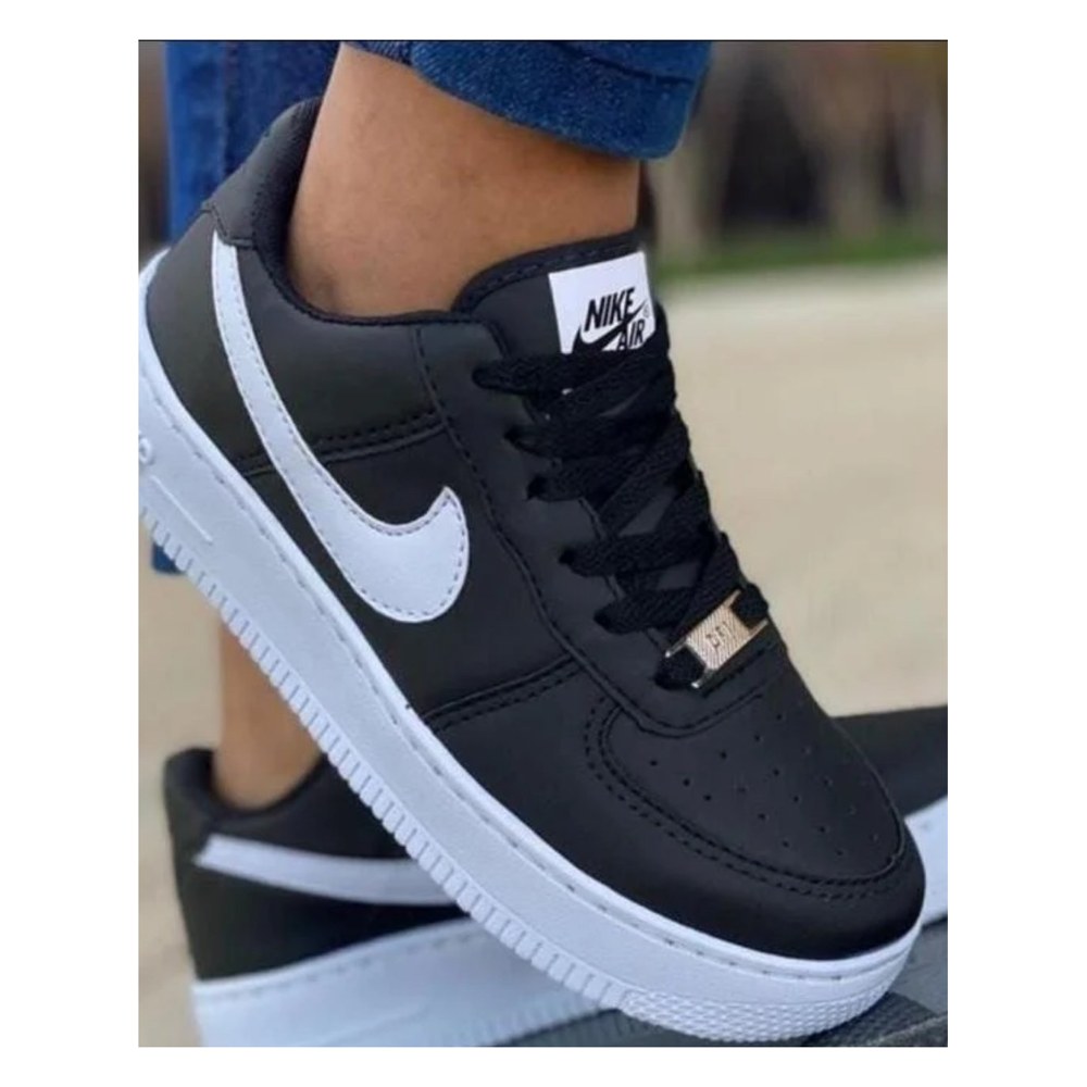 Nike Air Force - Cor 24