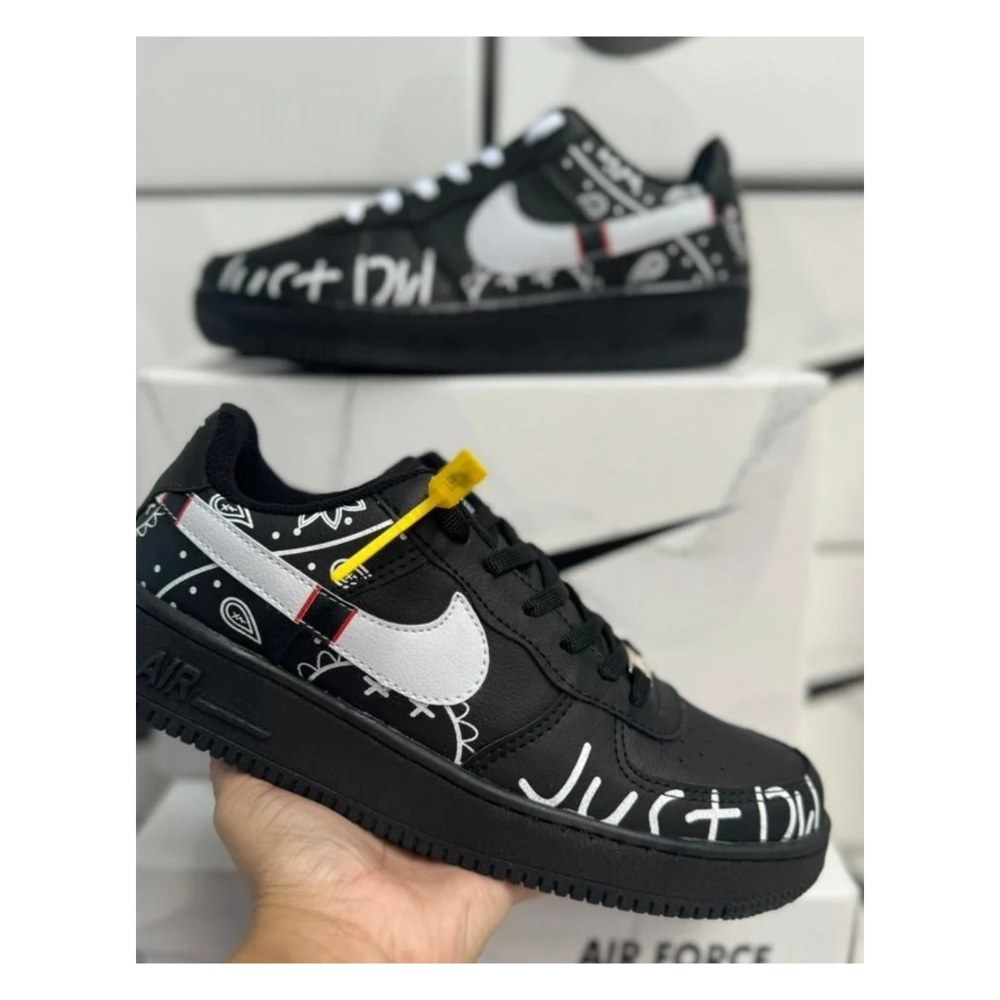 Nike Air Force - Cor 26